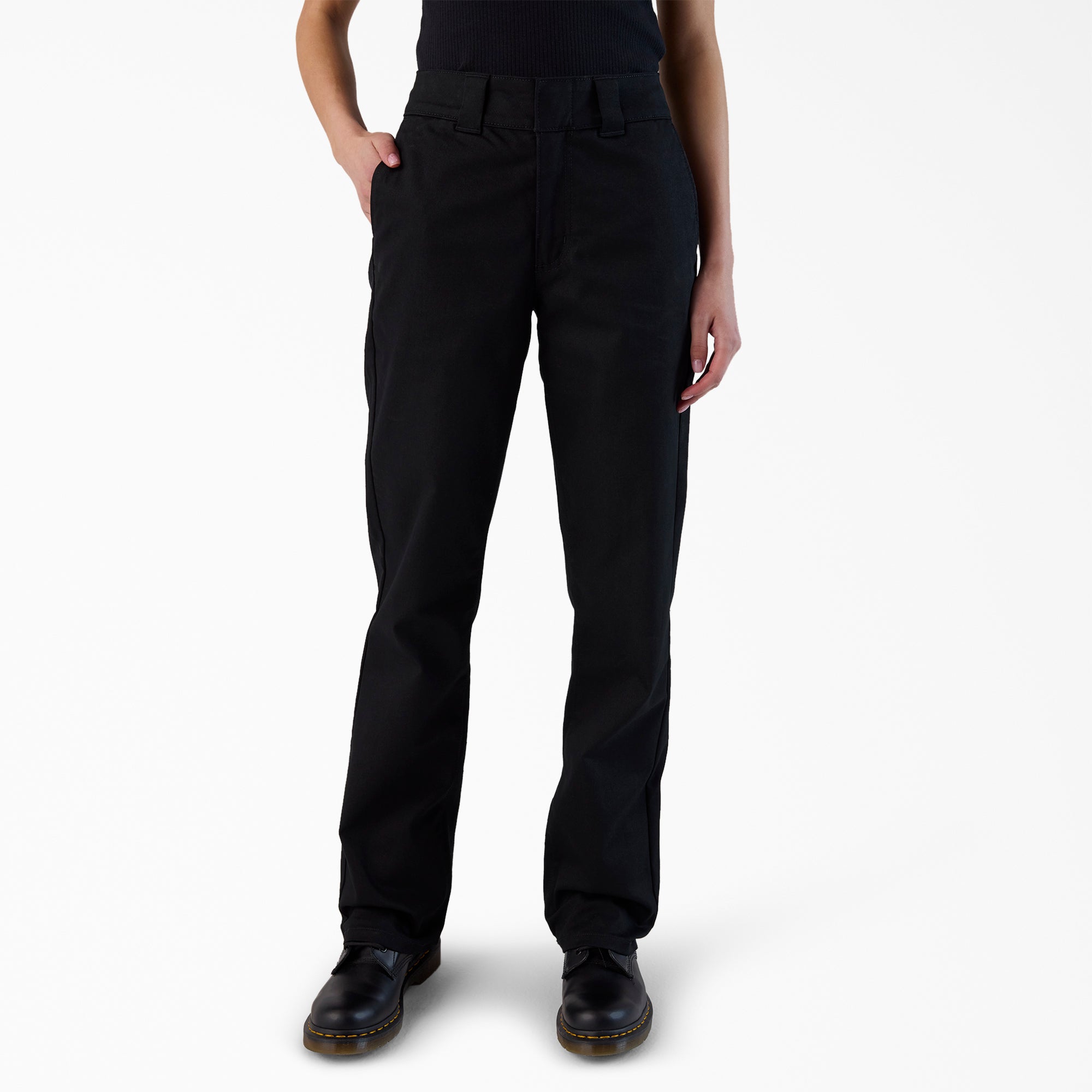 Black (BLK),24